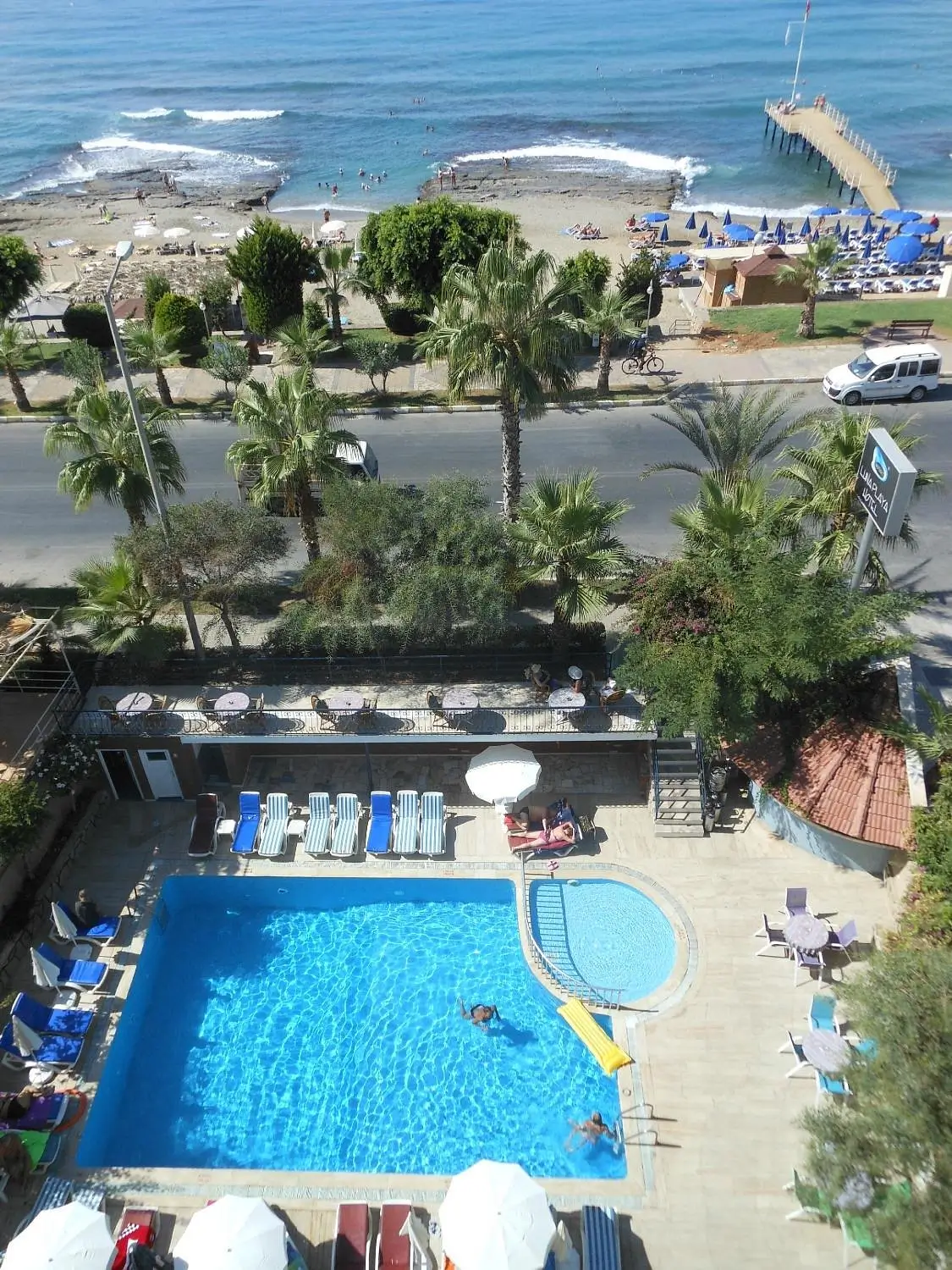 Yüzme Havuzu — Semt Luna Beach Hotel